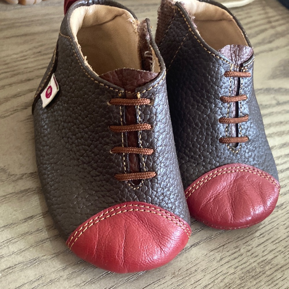 Pazitos baby shoes size 2